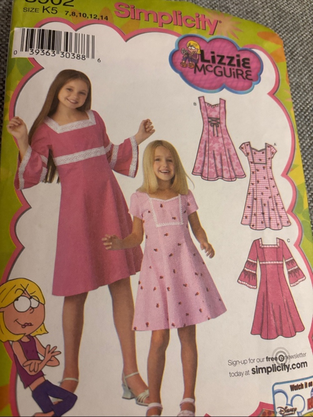 Simplicity Girls' Pink Lizzie McGuire Dress Pattern